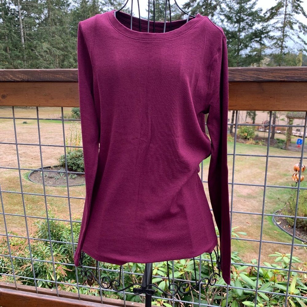 Time and Tru Ladies Medium Plum Long Sleeve Pullover Shirt